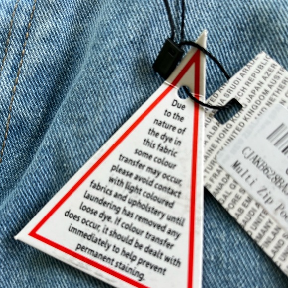 New Boohoo Jeans Light Wash Multi Zip Pocket Cargo Jeans size 4 - Picture 7 of 16